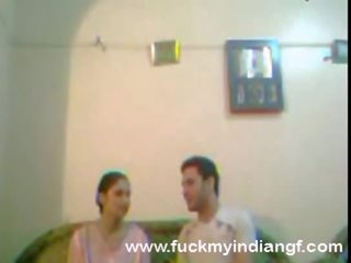 Indiane çift përpiqem anale seks video
