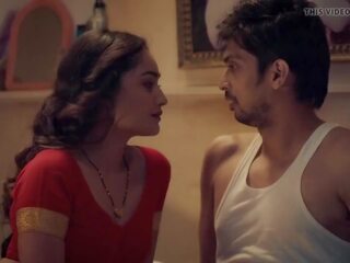 Bhabhi unglaublich romantik attraktiv necking webseries