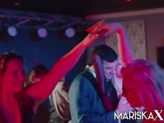Mariskax orgía con mariska y su amigos - parte 1